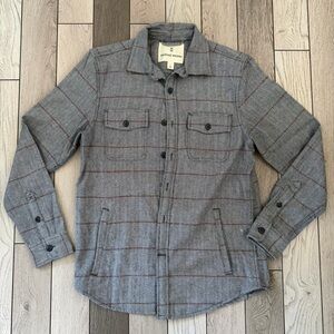 Men's Gray Button Down Shirt